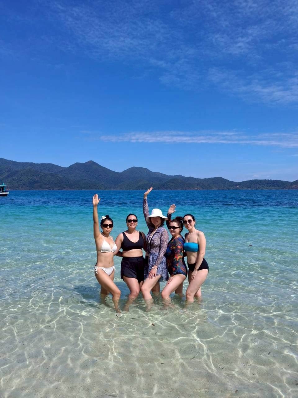 Ko Chang Island 2 Days/1 Night at Paradise Resort & SPA 5* Premium