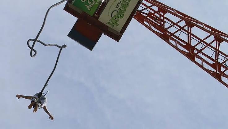Tarzán (Salto Bungee)