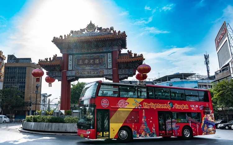 Bangkok Hop-On Hop-Off Bus Tour by Bezuglov Tour