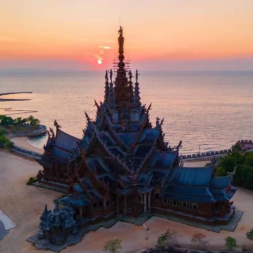 สวนเขตร้อนน้องนุช + วัดพระTruth