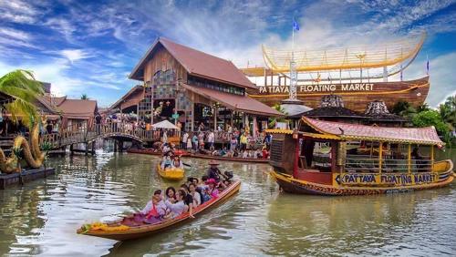 ทัวร์เมืองพัทยาพร้อมอาหารค่ำและโชว์