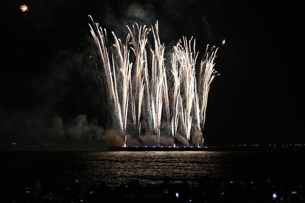 Feuerwerksfestival Pattaya 2026: 27.-28. November - wo zuschauen und was vorab buchen