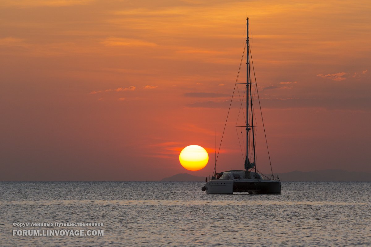 Loy Krathong à deux à Pattaya : un coucher de soleil en catamaran plutôt que la foule sur la plage