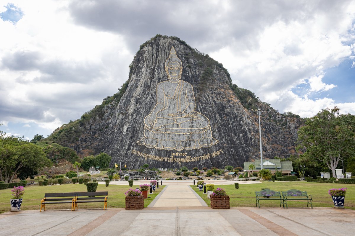 Pattaya Sehenswürdigkeiten 2026: 12 Orte mit Preisen, Anreise auf eigene Faust und wann sich eine Tour lohnt