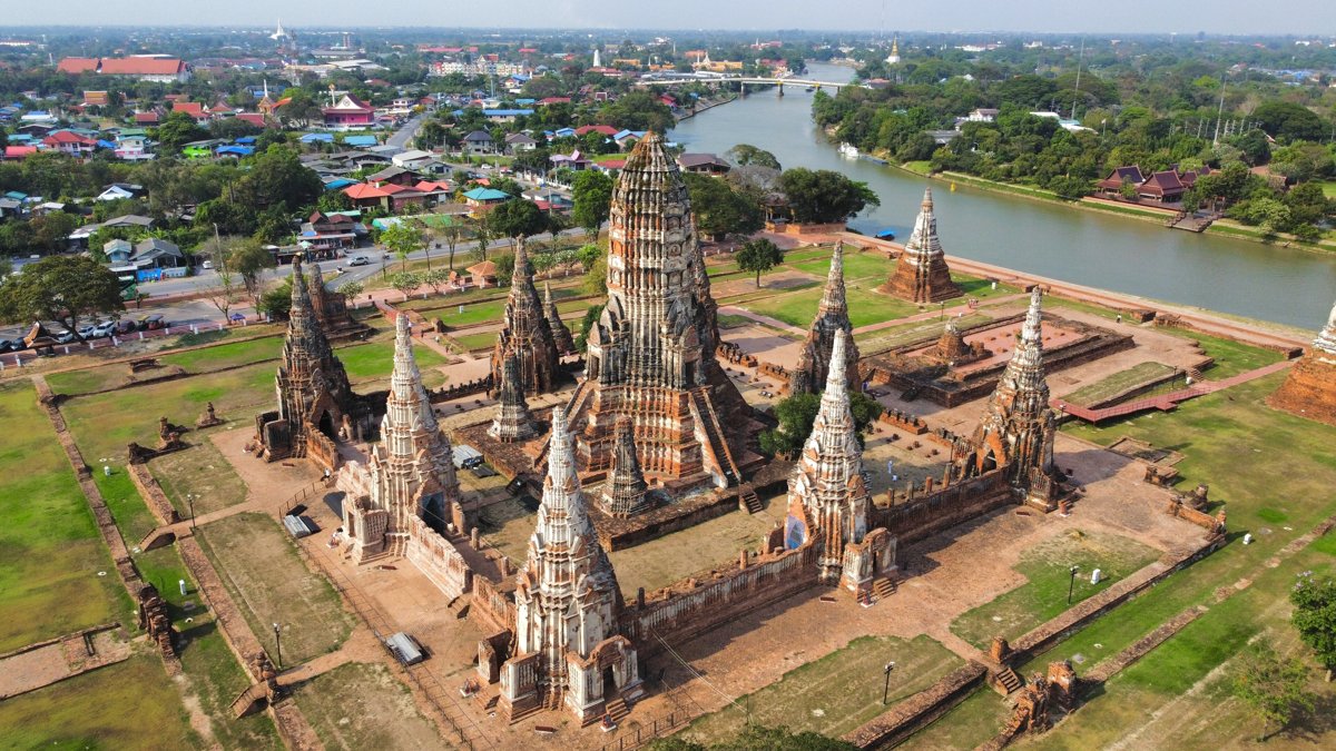 Thaïlande fin octobre : le 23 est férié et les banques sont fermées. Comment aller de Pattaya à Ayutthaya