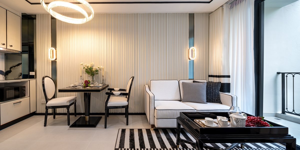 Embassy Life, Estudio