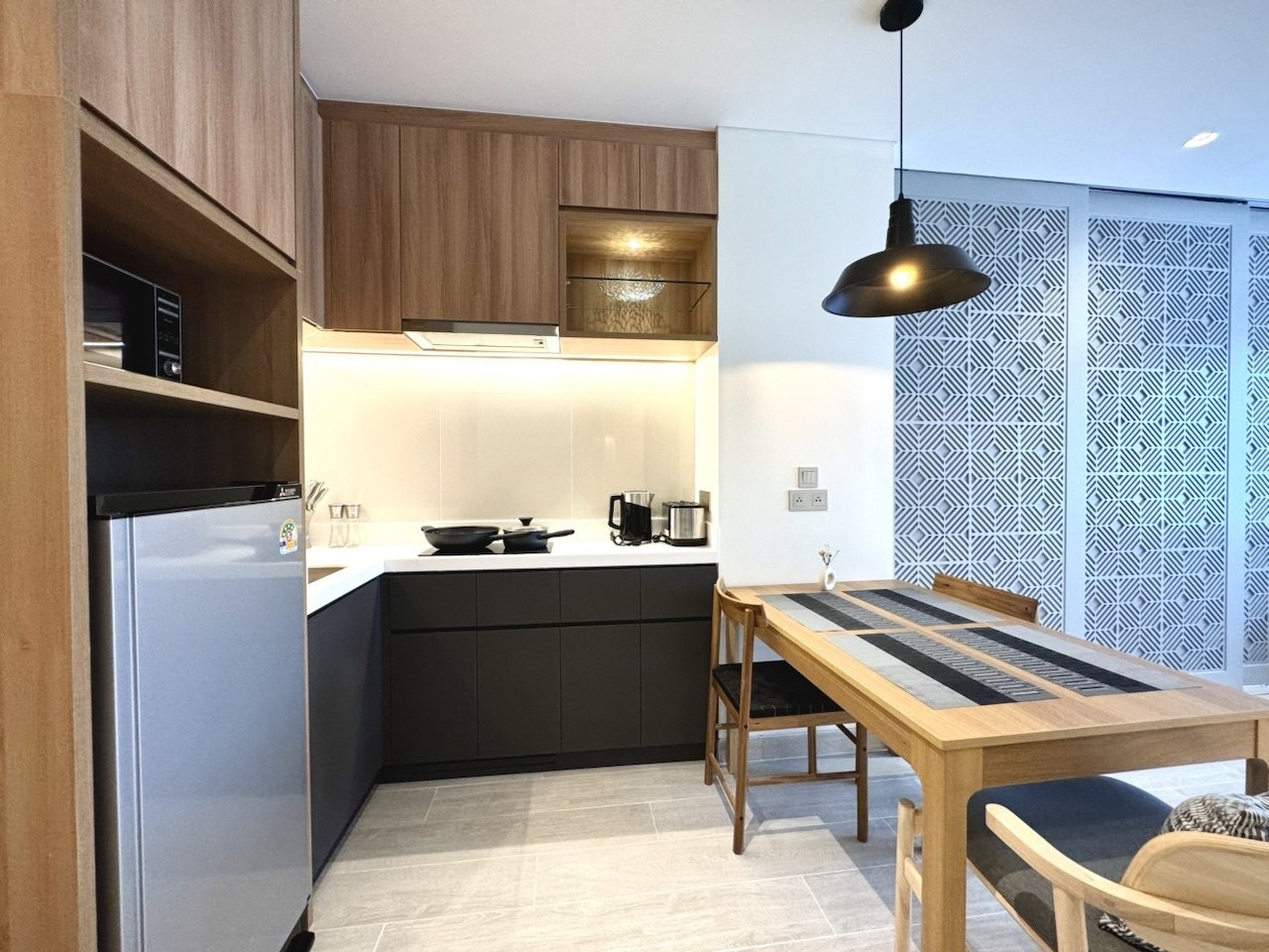 Laguna Lakeside Residences