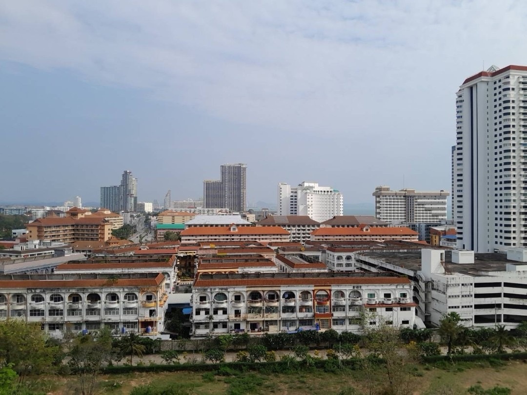 View Talay 5, Studio