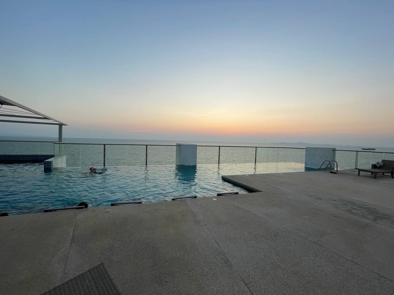 Waters Edge Condominium, 1-Zimmer-Wohnung