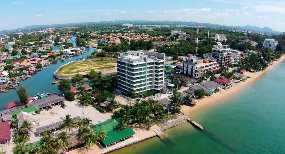 Waters Edge Condominium