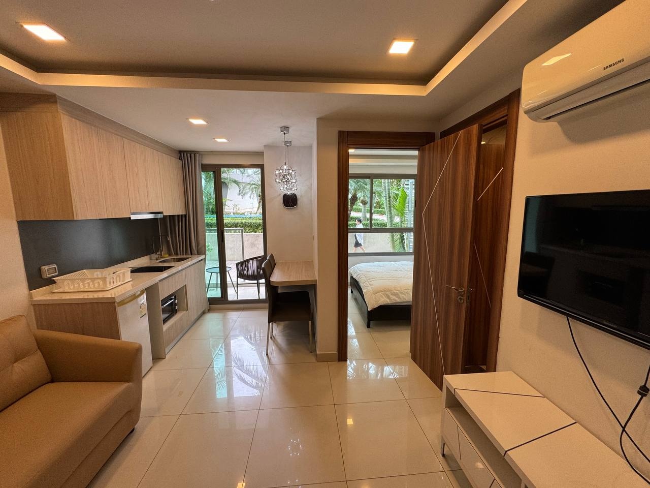 Arcadia Beach Resort, 1-camera