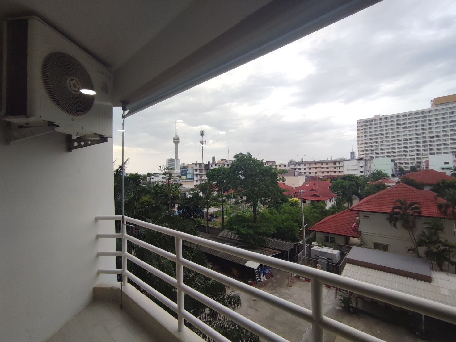 View Talay 2, 스튜디오
