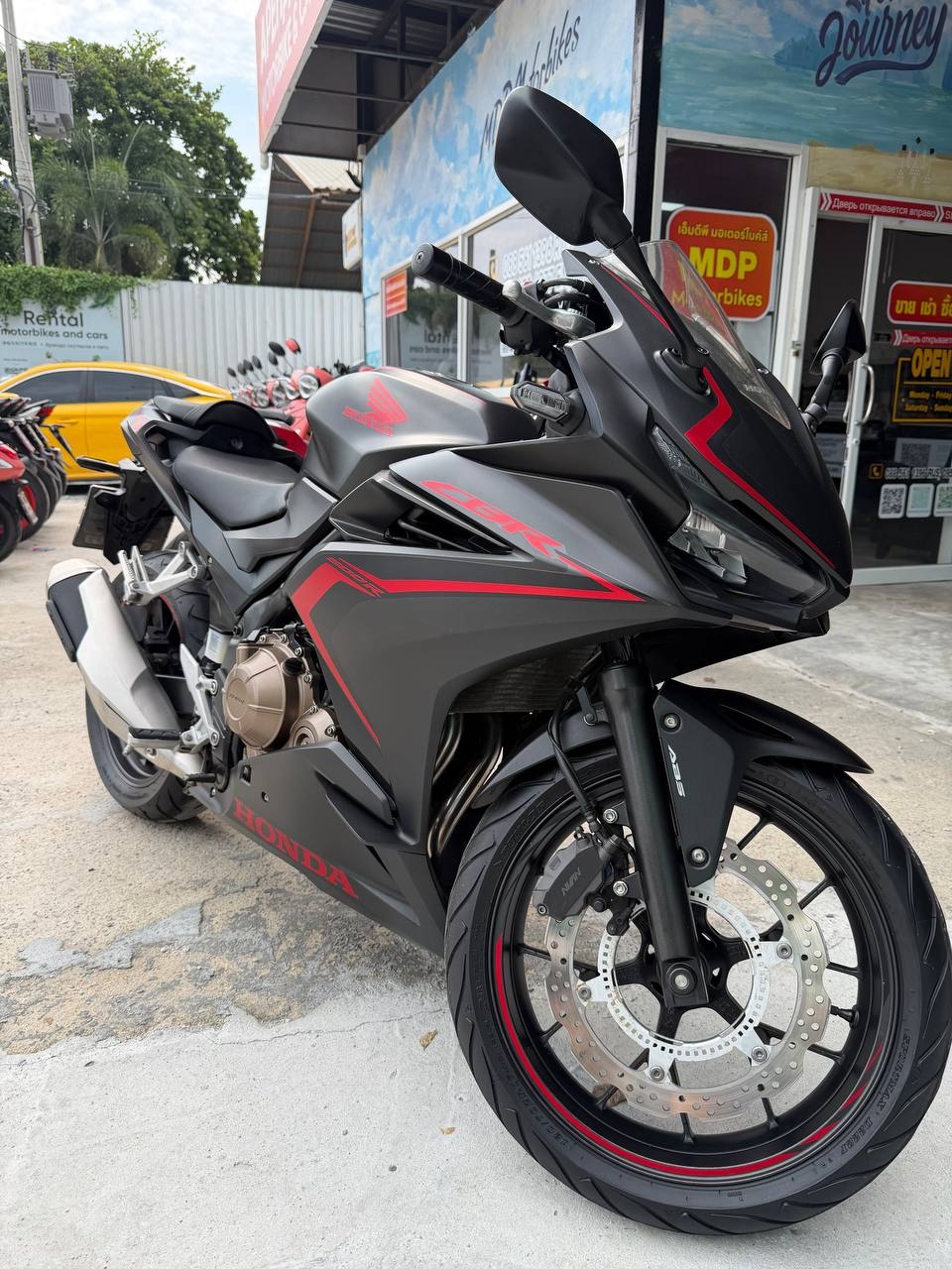 Honda CBR500R 2023
