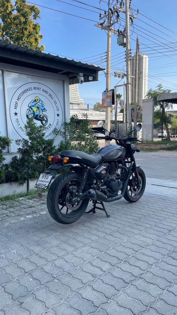 Royal Enfield Hunter